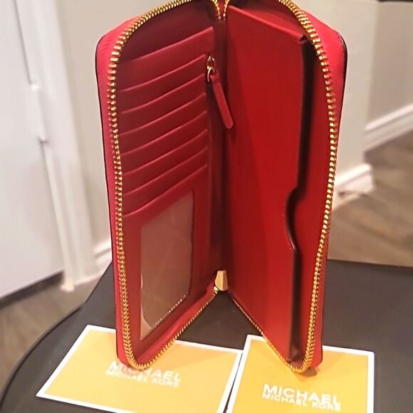 Michael Kors Jet Set Travel Large Smartphone Wristlet- Burnt Red - Picture 10 of 12